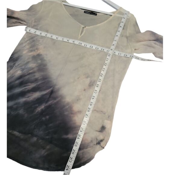 Revolve Silk Miyoshi Split Neck Gypsy Longsleeve Top Ink Gypsy 05 Small - Picture 11 of 15